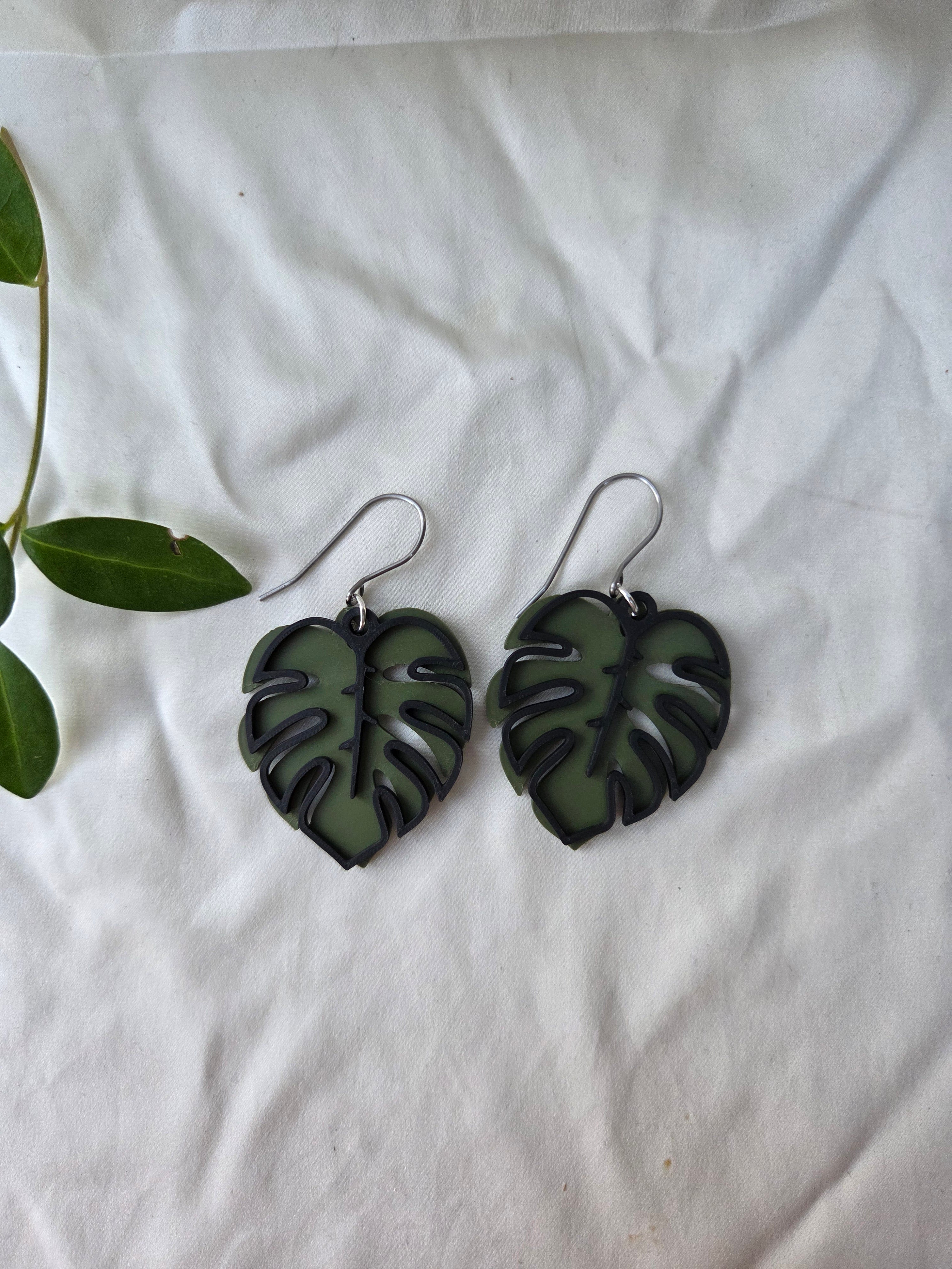 Monstera Leaf Earrings