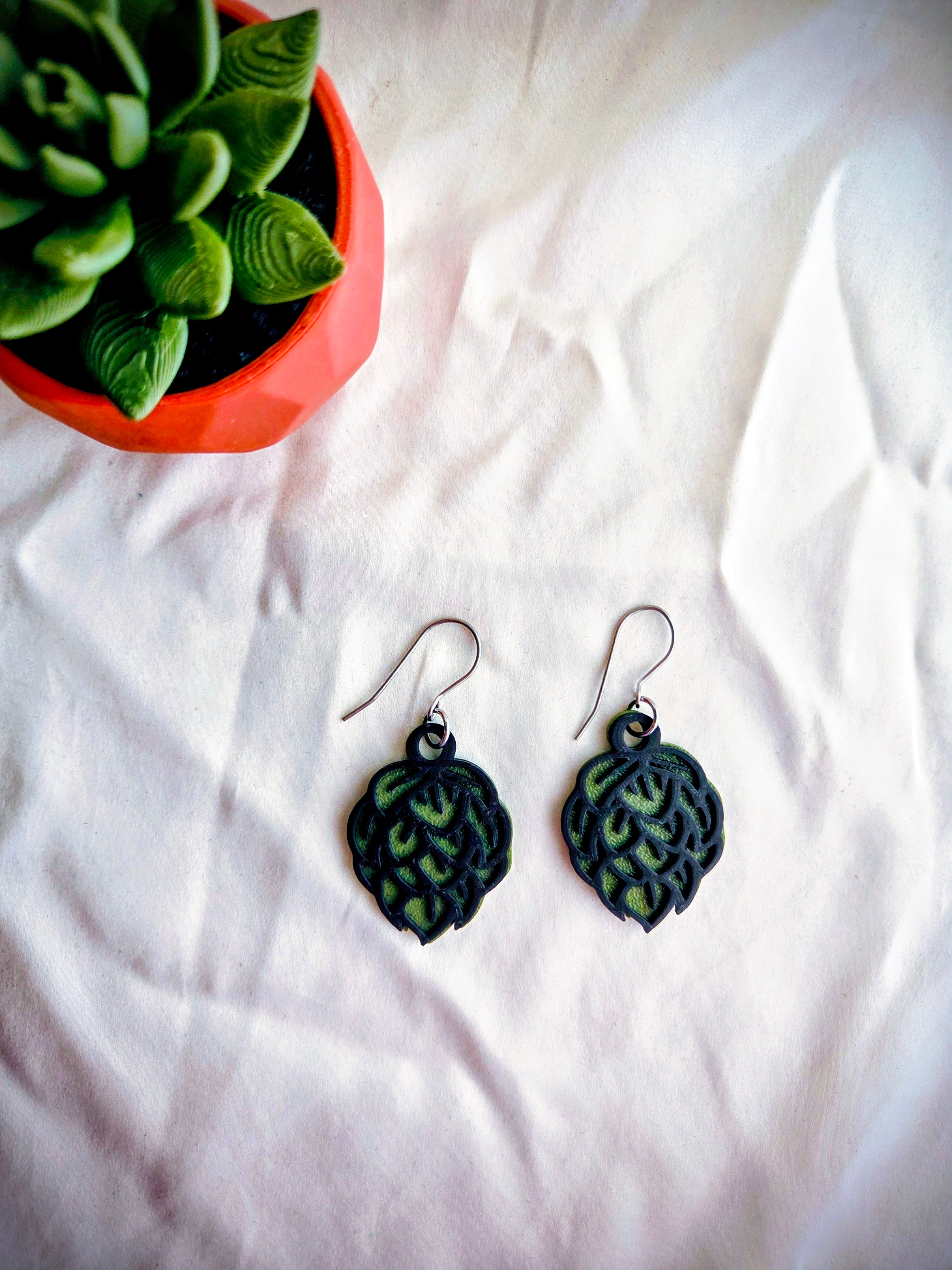 Hoppy Days – Hop Cone Earrings
